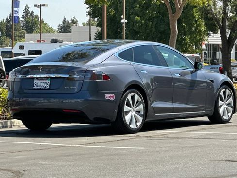 Used 2021 Tesla Model S Long Range AWD/4WD image 2