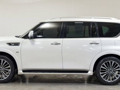 Used 2018 INFINITI QX80 2WD w/ Driver Assistance Package image 6