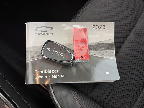Certified 2023 Chevrolet TrailBlazer RS w/ Convenience Package image 31