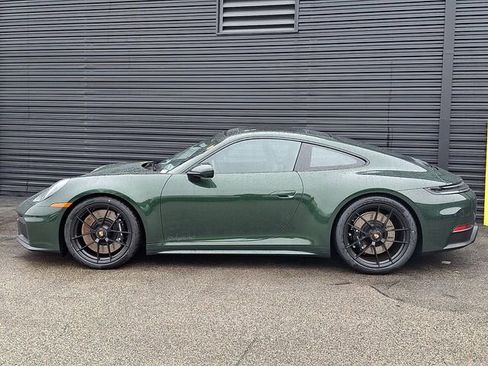 New 2026 Porsche 911 Carrera GTS image 2