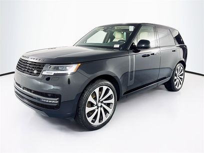 New 2025 Land Rover Range Rover SE