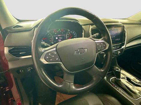 Used 2020 Chevrolet Traverse RS FWD image 12