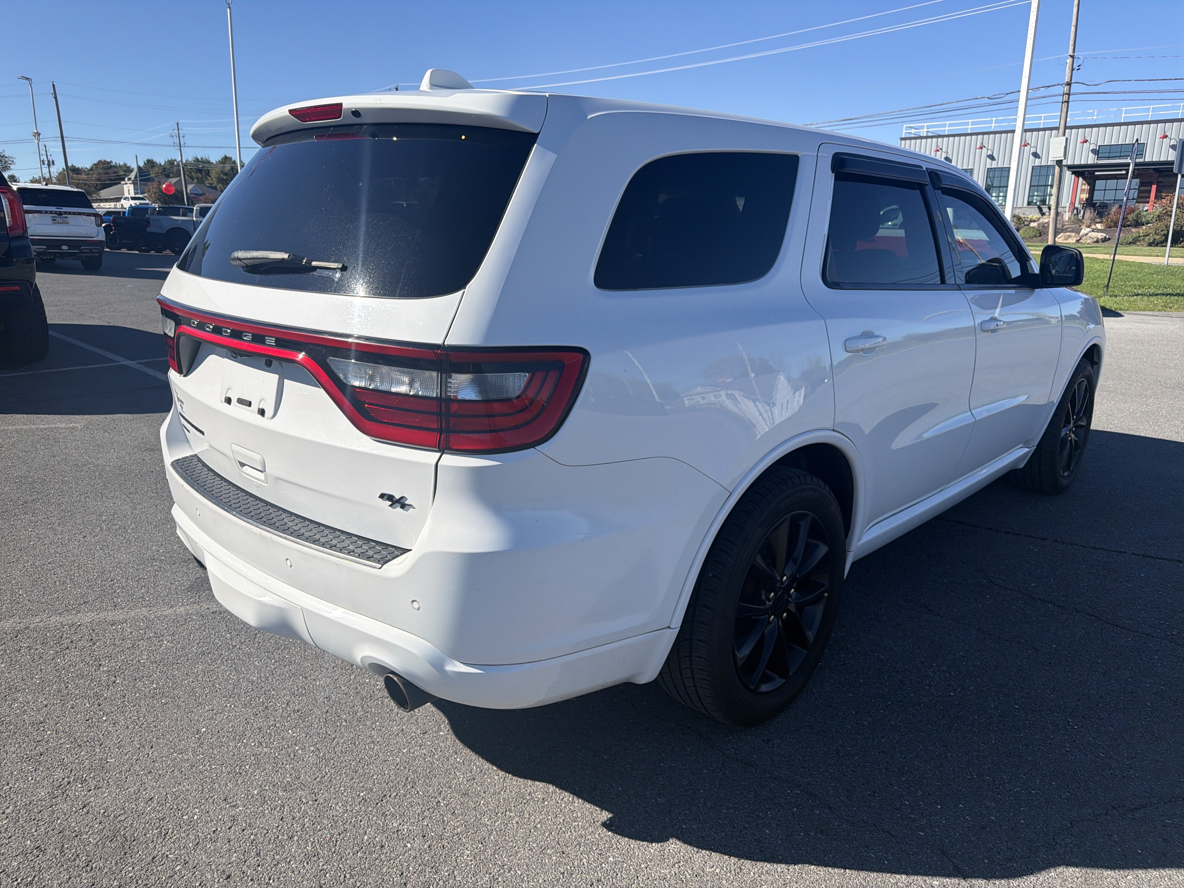 Used 2017 Dodge Durango R/T w/ Trailer Tow Group IV AWD/4WD image 3