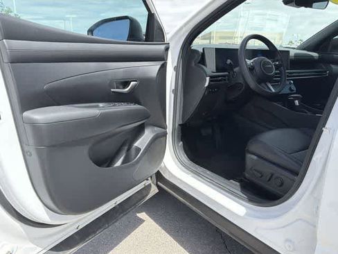 New 2025 Hyundai Santa Cruz SEL FWD image 10