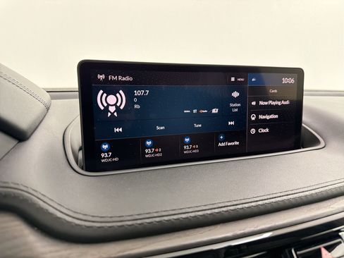 Used 2023 Acura MDX SH-AWD w/ Advance Package image 23