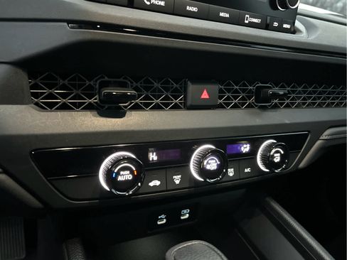 Used 2023 Honda Accord LX image 15