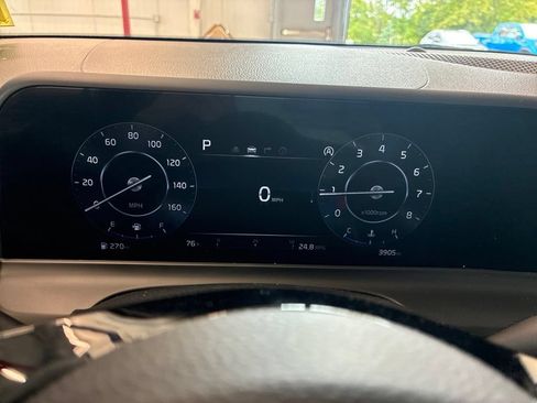 Certified 2026 Kia Seltos EX AWD/4WD image 24