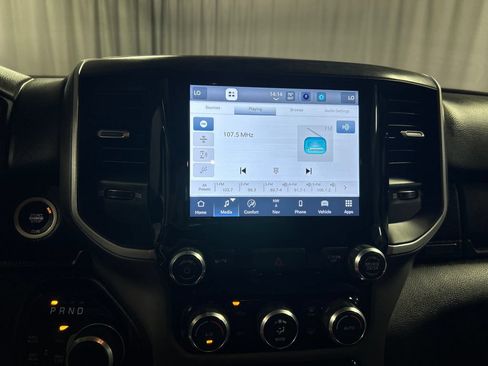 Used 2022 RAM 1500 Big Horn AWD/4WD image 17