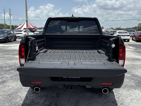 New 2026 Honda Ridgeline Black Edition image 17