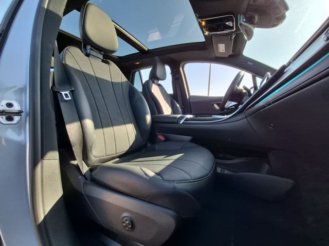 Certified 2023 Mercedes-Benz EQE 350+ 4MATIC SUV image 21