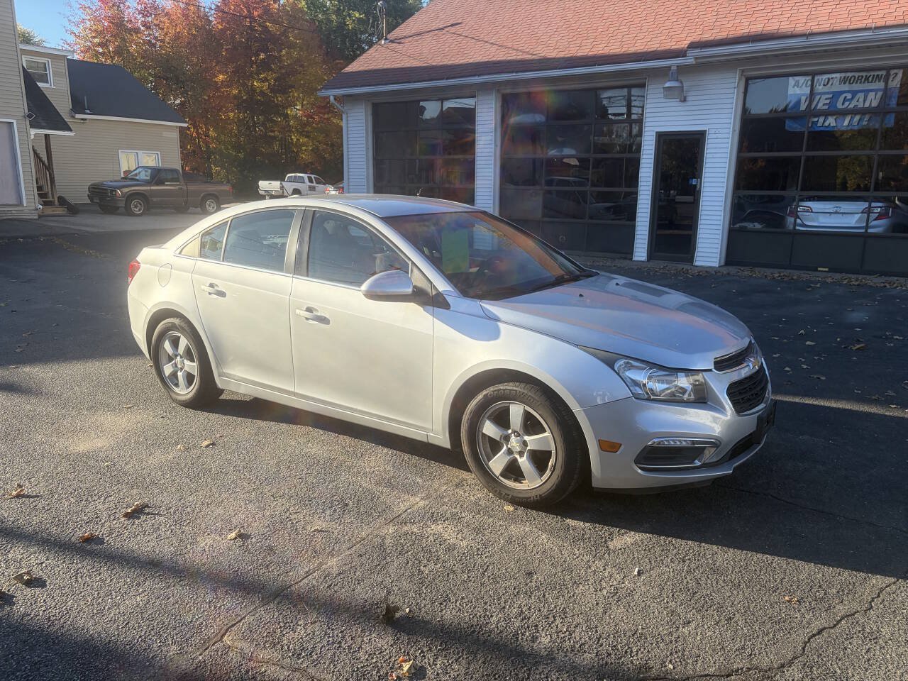 Used 2016 Chevrolet Cruze LT FWD image 4