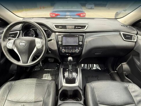 Used 2015 Nissan Rogue SL w/ SL Premium Package FWD image 3