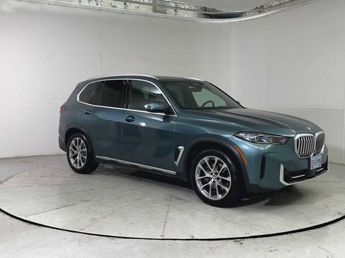 Used 2024 BMW X5 xDrive40i w/ Premium Package image 7