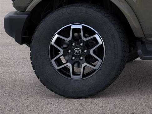 New 2026 Ford Bronco Outer Banks AWD/4WD image 21