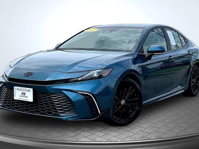 Used 2025 Toyota Camry SE