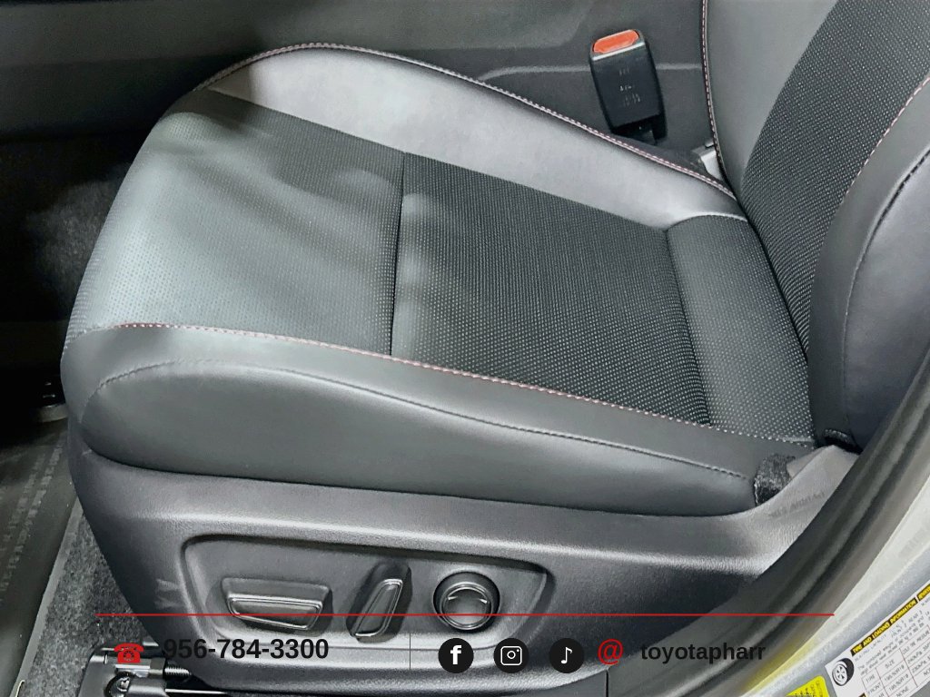 New 2027 Toyota Prius Plug-In Hybrid FWD image 18