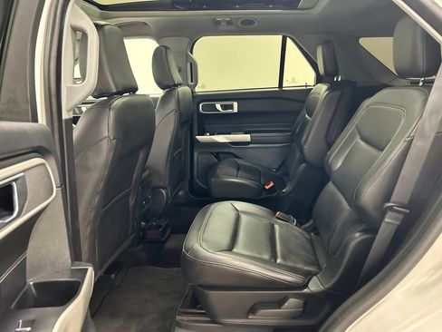 Certified 2023 Ford Explorer XLT w/ Equipment Group 202A AWD/4WD image 26
