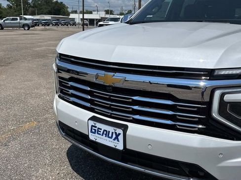 New 2025 Chevrolet Suburban Premier w/ Sun And Tow Package RWD image 3
