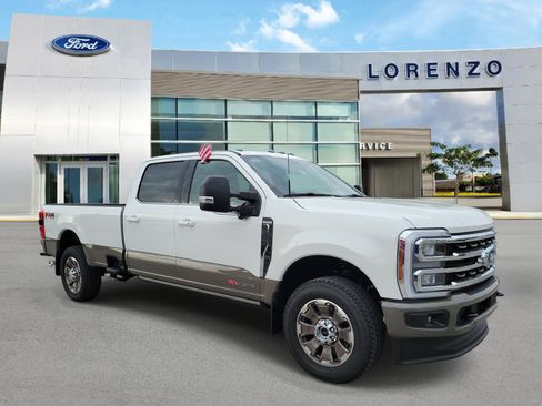 New 2026 Ford F350 King Ranch w/ FX4 Off-Road Package AWD/4WD image 3