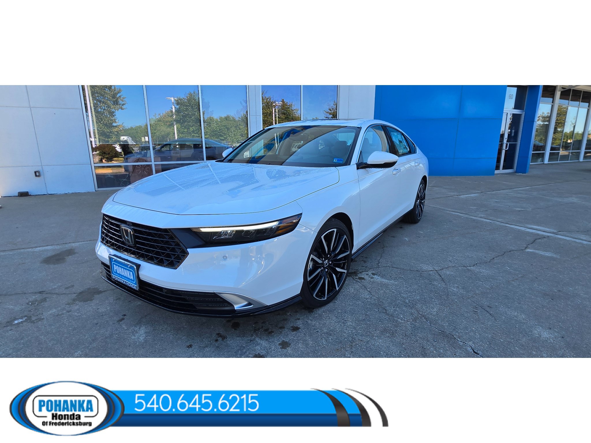 New 2026 Honda Accord Hybrid Touring image 2