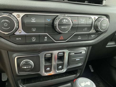 New 2026 Jeep Wrangler Sport AWD/4WD image 10