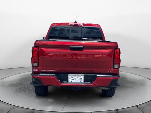 Used 2023 Chevrolet Colorado LT w/ LT Convenience Package II AWD/4WD image 4