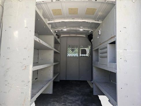 Used 2024 Ford Transit 250 148 Medium Roof image 7