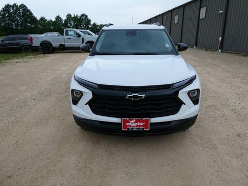 New 2026 Chevrolet TrailBlazer LT w/ Convenience Package AWD/4WD image 8