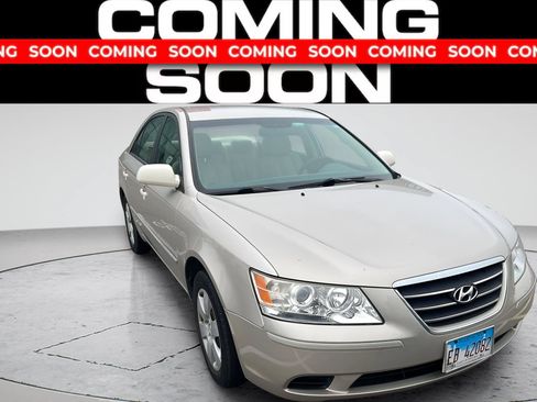 Used 2010 Hyundai Sonata GLS w/ Popular Equipment Pkg 2 FWD image 1
