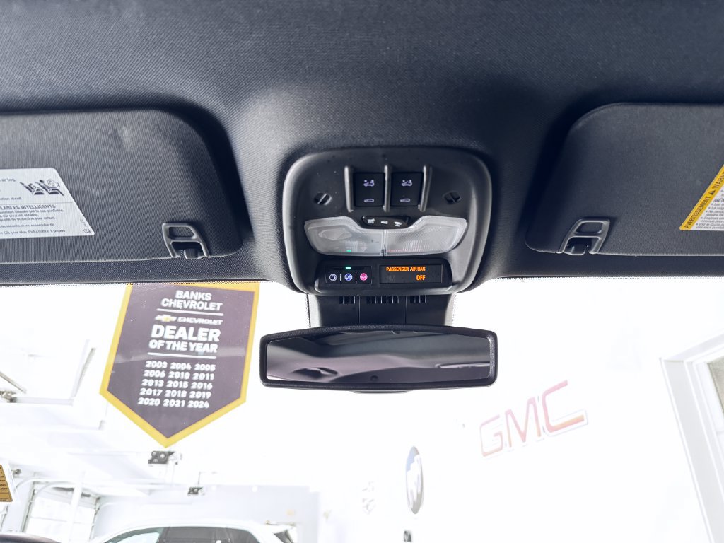 Certified 2024 GMC Canyon Denali w/ LPO, Denali Black Edition AWD/4WD image 28