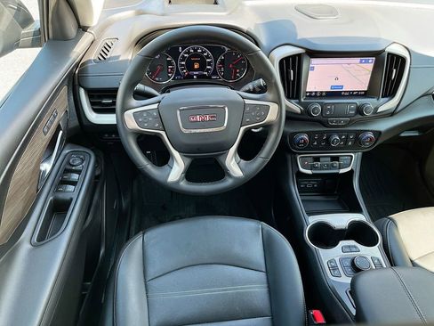 Used 2024 GMC Terrain Denali w/ Denali Premium Package image 22