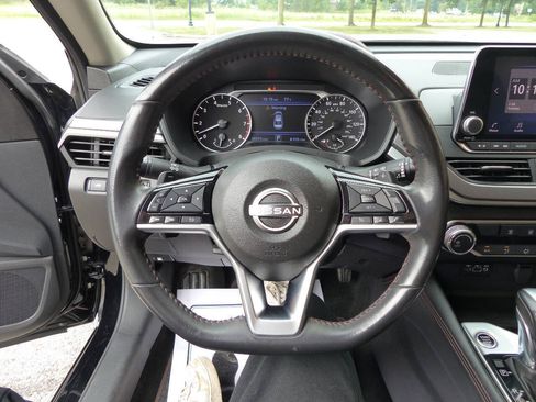 Used 2024 Nissan Altima 2.5 SR AWD/4WD image 24