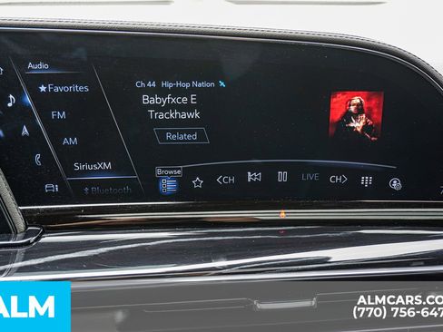 Used 2024 Cadillac Escalade ESV V AWD/4WD image 59