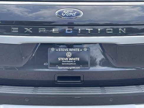 Used 2024 Ford Expedition Max XLT AWD/4WD image 10