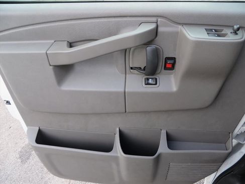 Used 2020 GMC Savana 2500 w/ Driver Convenience Package image 22