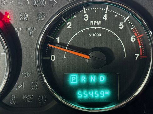 Used 2017 Jeep Wrangler Sport image 15