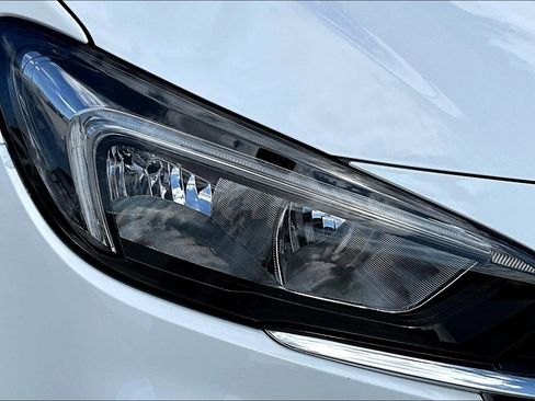 Used 2021 Buick Encore GX Select image 27