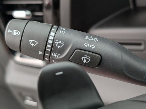 Used 2025 GMC Sierra 1500 AT4 w/ AT4 Preferred Package image 24