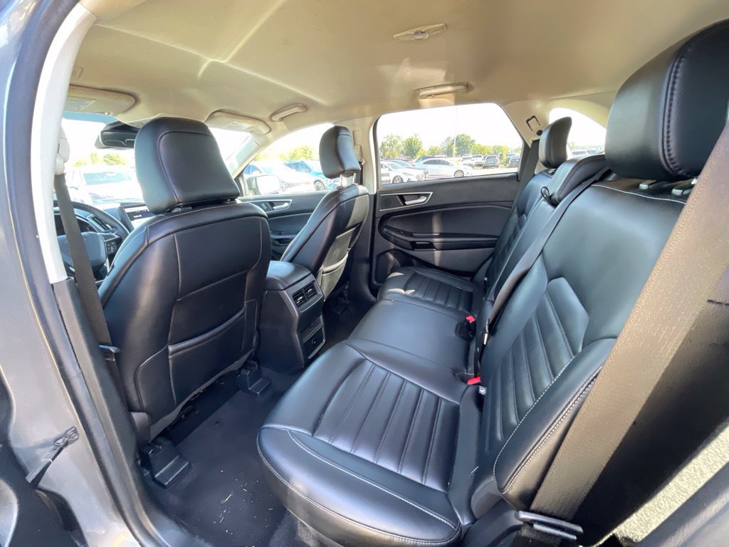 Used 2024 Ford Edge SEL AWD/4WD image 19