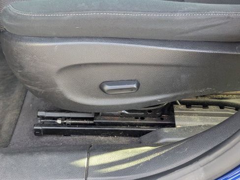 Used 2012 Chevrolet Cruze LT w/ RS Package image 25