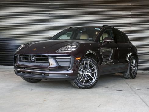 New 2026 Porsche Macan AWD/4WD image 1