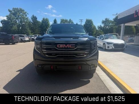 Used 2024 GMC Sierra 1500 AT4 w/ Technology Package AWD/4WD image 3