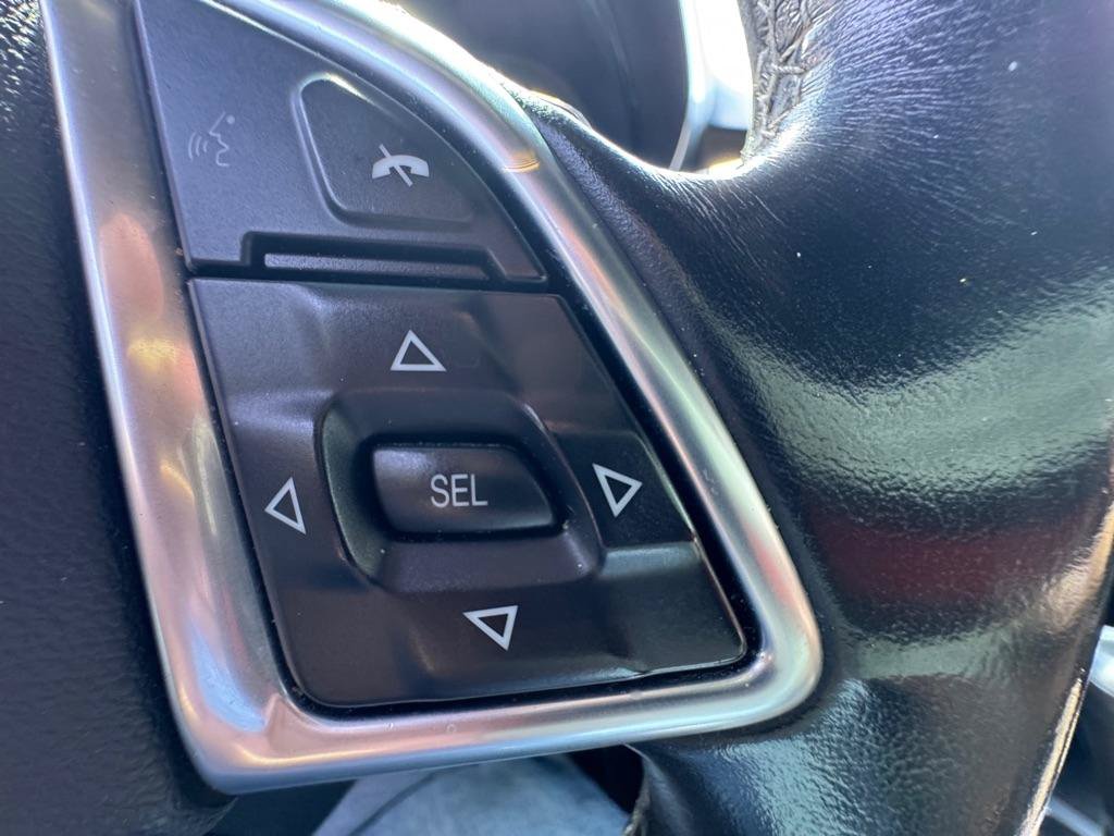 Used 2019 Chevrolet Camaro LT RWD image 21