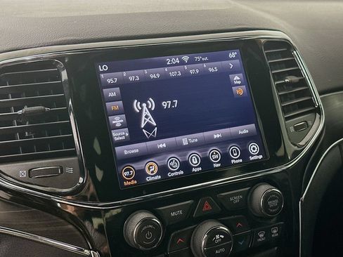Certified 2020 Jeep Grand Cherokee Limited AWD/4WD image 21