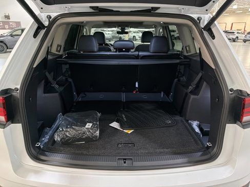 New 2026 Volkswagen Atlas Peak Edition AWD/4WD image 12