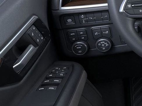 New 2026 Chevrolet Suburban High Country AWD/4WD image 24