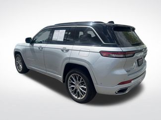 Used 2025 Jeep Grand Cherokee Summit AWD/4WD video 3