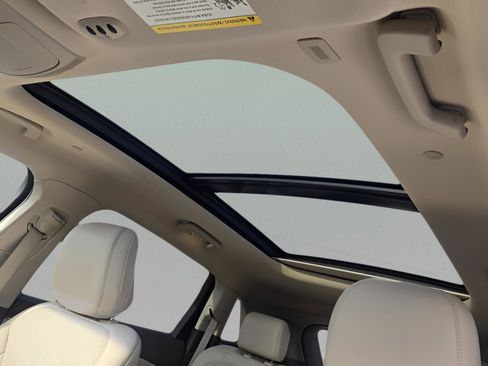 Used 2020 Lincoln Nautilus Reserve w/ Equipment Group 202A image 33