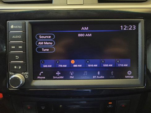 Used 2019 Nissan Sentra SL FWD image 25