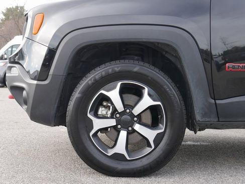 Used 2022 Jeep Renegade Trailhawk w/ Trailer Tow Group image 10